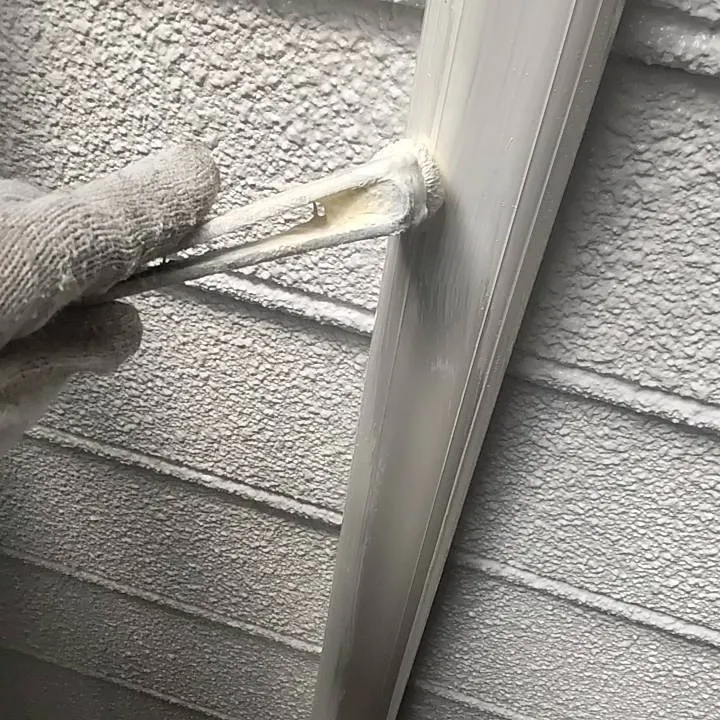 樋、クーラー室外機カバーなど、外壁塗装では付帯部と言われる部...