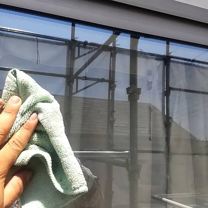 本日、神戸市北区での外壁塗装と屋根塗装の足場が必要な部分の作...