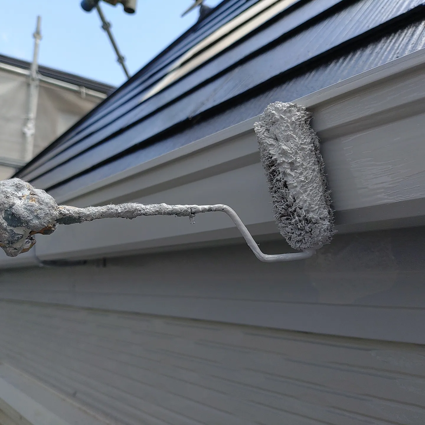 神戸市長田区にて、見事な仕上がりの樋塗装と破風塗装を実施しま...