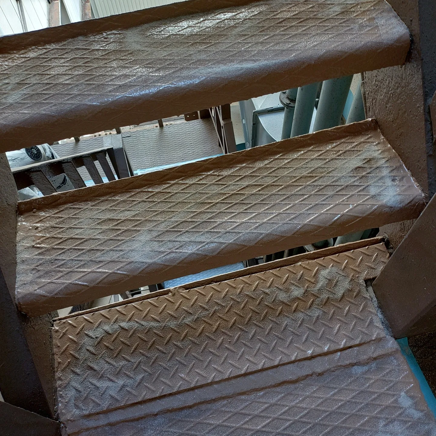 階段ノンスリップ塗装