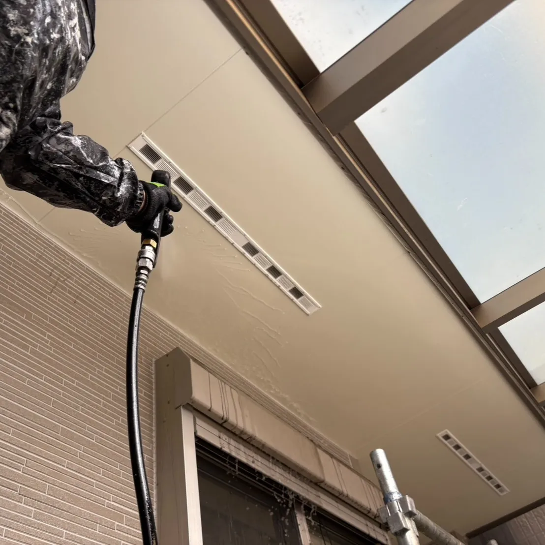 皆さま、神戸市長田区で新しい外壁塗装工事、屋根塗装工事が始ま...